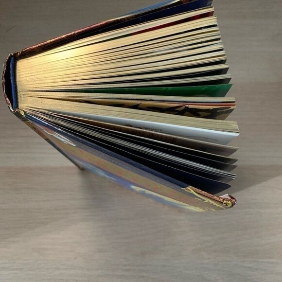 Geronimo Stilton The Dragon of Fortune Hardcover Book - Picture 3 of 3